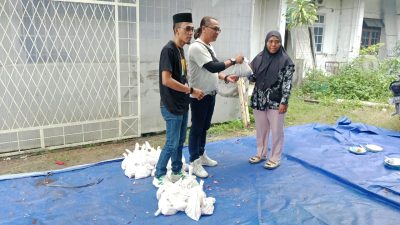 Bank BSI gandeng Jurnalis Prabumulih Salurkan Daging Hewan kurban 
