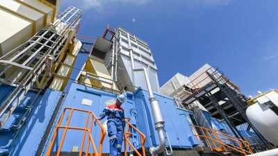 Malam Tanpa Tidur: Kisah Para ‘Penjaga Energi’ Selamatkan Ribuan Sumur dari Mati Suri