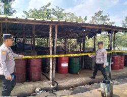 Tiga Bos Illegal Refinery Kabur Saat Digerebek, Delapan Pekerja Diamankan